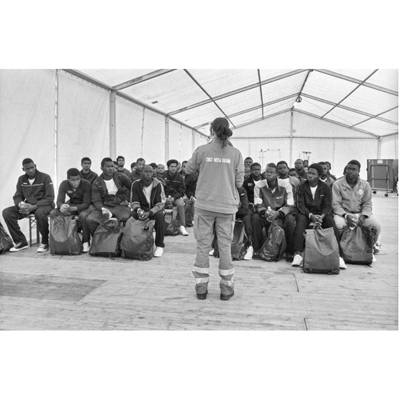 Una storia di accoglienza. Il centro per richiedenti asilo Teobaldo Fenoglio di Settimo Torinese. Fotografie di Uliano Lucas